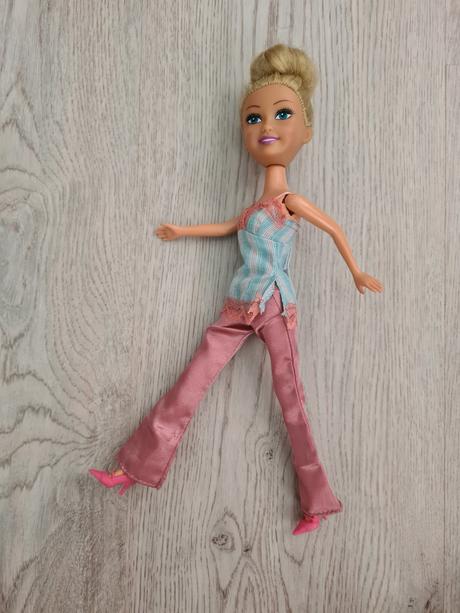 2x barbie+auto,