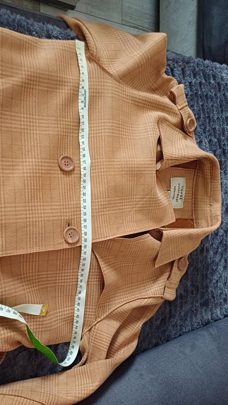 Pekný tenší kabát, m