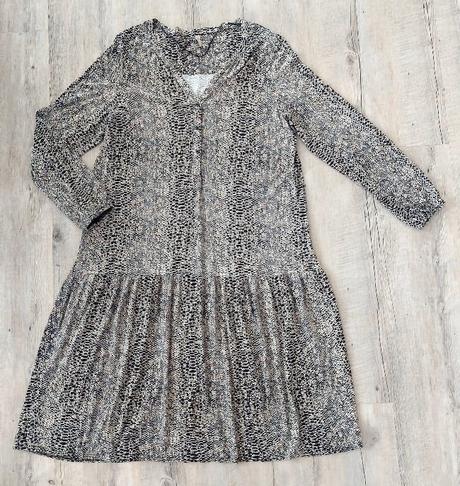 Šaty s haďou potlačou, xl