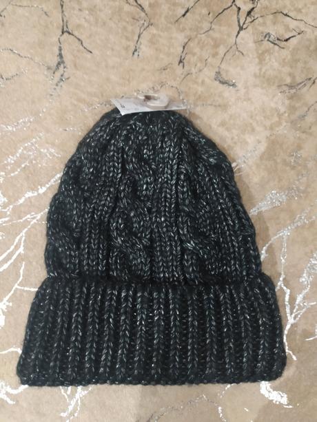 Dámska čiapka, sinsay