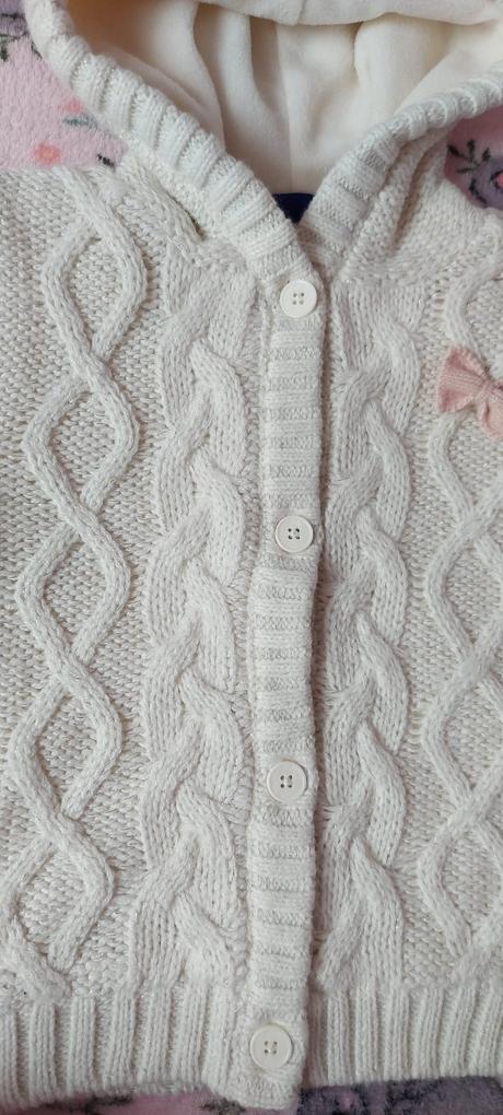 Teplý svetrík, lupilu,86