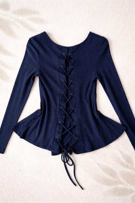 Tmavomodrá blúzka so šnurovaním na chrbte, gate,xs