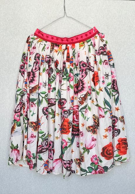 Plísovaná sukňa na leto, s