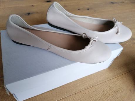 Balerínky nové, baťa,38
