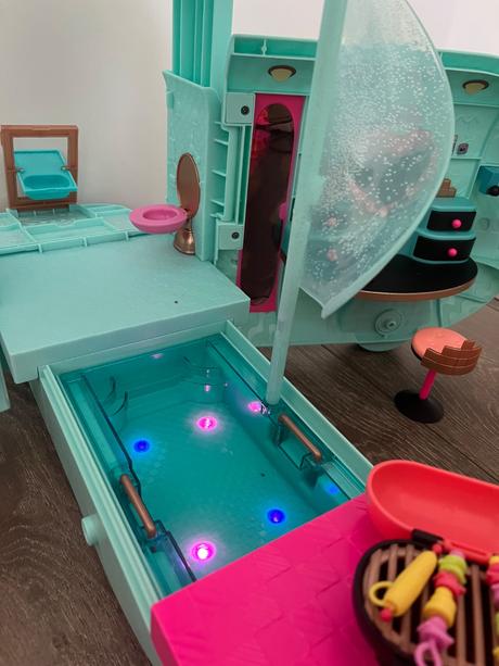 Lol surprise 2 in 1 glamper fashion camper karavan, 