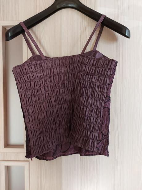 Spoločenské šaty, 40