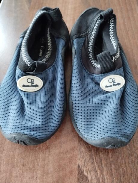 Topánky do vody, 24