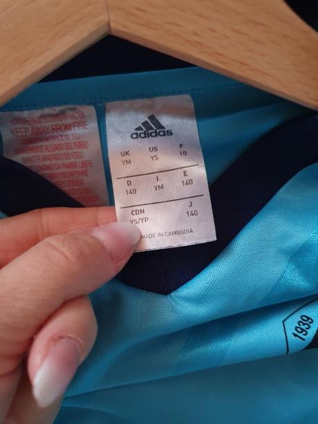 Dres adidas 140, adidas,140