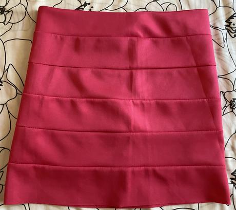 Pružná elastická sukňa v. s, s