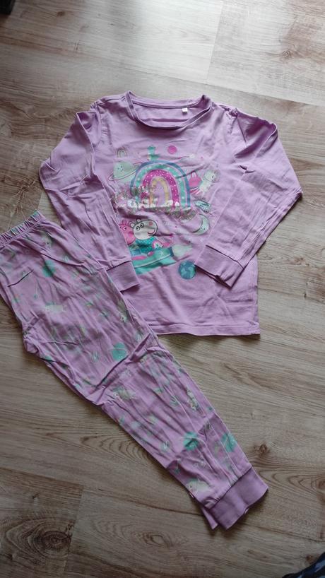 Pyžamko peppa pig, c&a,128