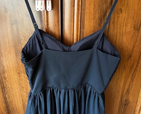 Spoločenské šaty nly eve, xs