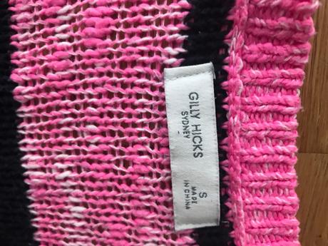 Pruzkovany sveter zn. gilly hicks, abercrombie&fitch,s