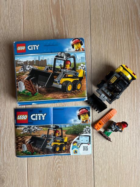 Lego city 61219 stavebný nakladač, 