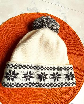 Duplovaná čiapka, l