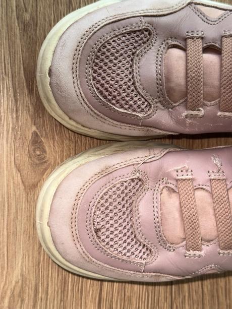 Ecco topanky, ecco,31