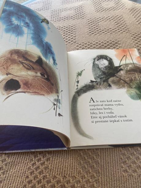 Krásna knižka čo si rozprávajú zvieratká v noci,