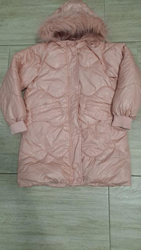 Bledoružová bunda, sinsay,128