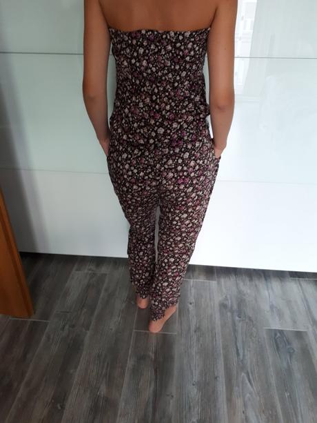 Kvetinkový overal, s