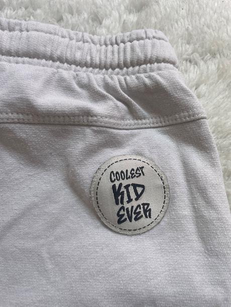 Teplakova suprava s tweety, 98