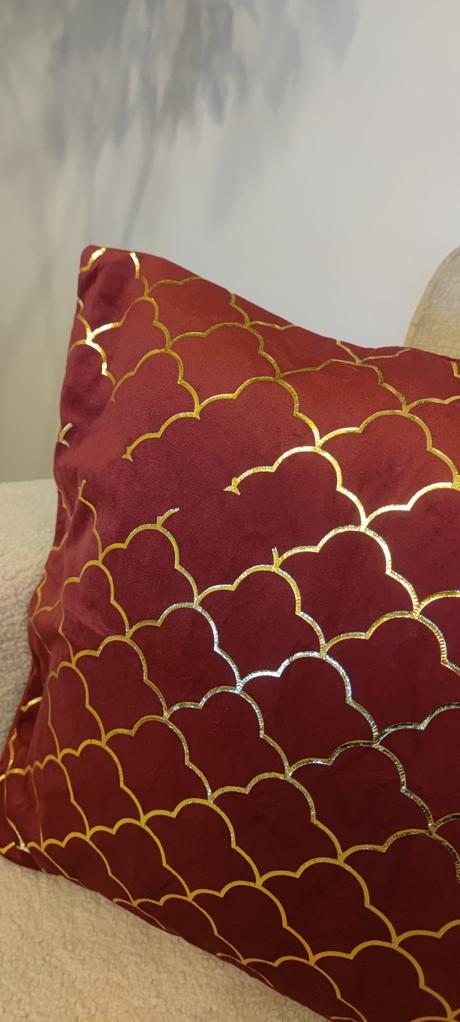 Bordovo-zlatá obliečka na vankúš, 