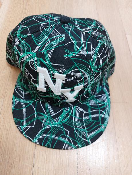 Šiltovka  veľkosť 57 cm, 