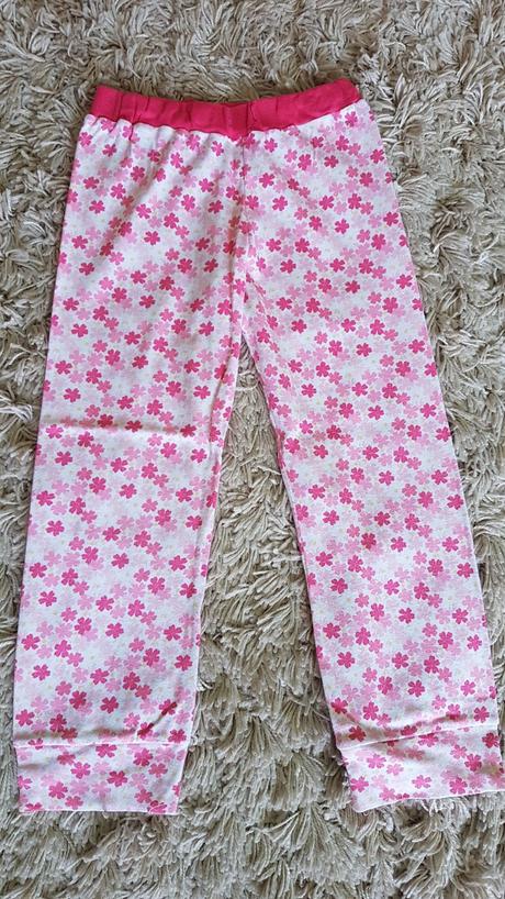 Pyžamové nohavice, 110