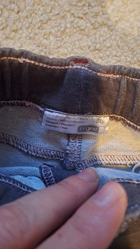 Hrubšie legíny, ergee,86