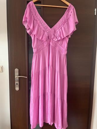 Nádherné šaty, xl