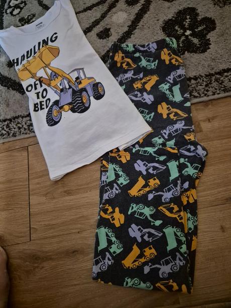 Detské pyzamo, sinsay,128