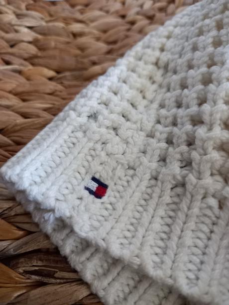 Čiapka th, tommy hilfiger,104