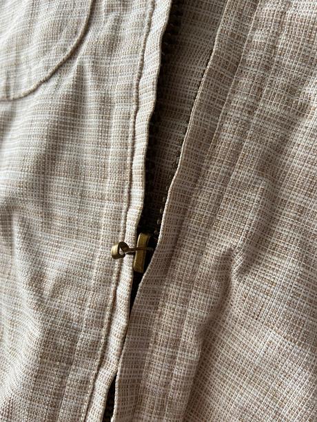 Zimna bunda, authority,s