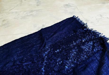 Trblietavý prehoz na večerné šaty, 4xl