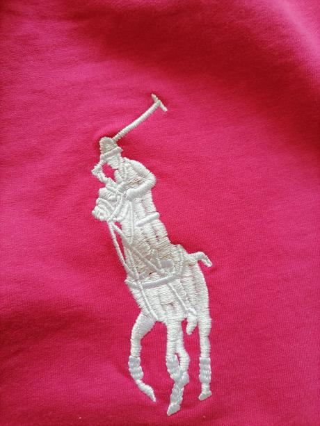 1x oblečené pólo tepláky, 122