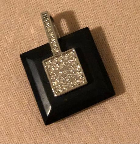 Prívesok na retiazku, 