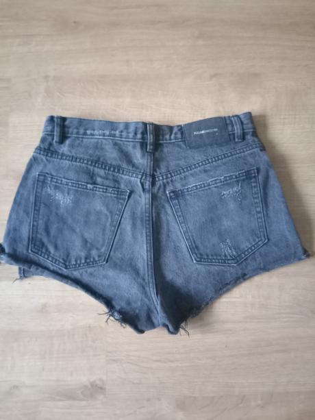 Dámske kraťasy, pull&bear,m