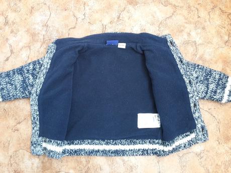 Svetrík na gombičky, lupilu,62