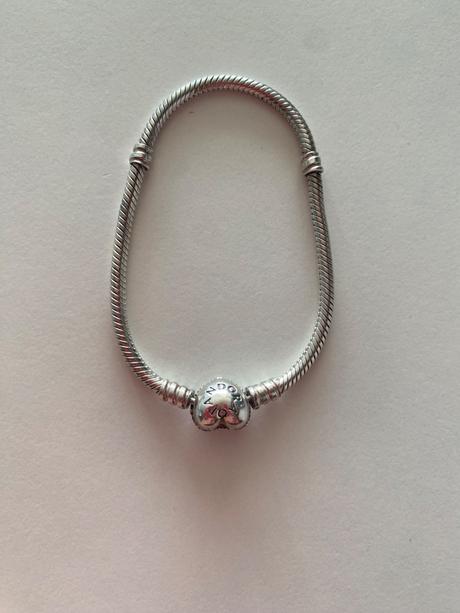 Pandora srdiečkovy naramok, pandora