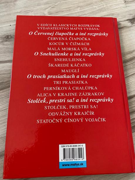 O červenej čiapočke a iné rozprávky veľké písmená,