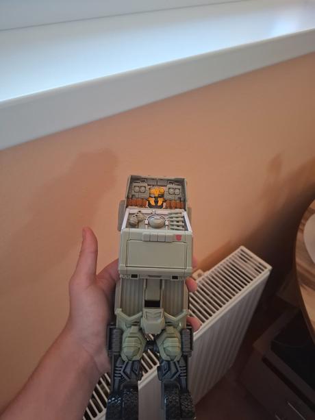 Transformers autobot hound, 
