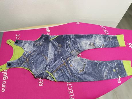 Predám chlapčenské tepláky, 92