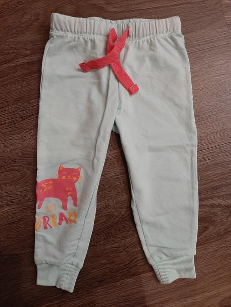 Rozkosne teplaky, lupilu,86