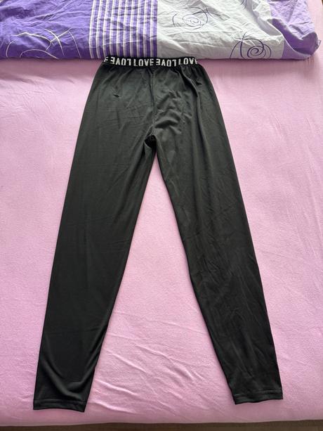 Športové leginy, 158