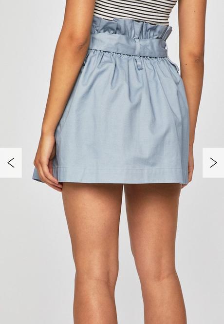 Áčková mini sukňa, 36