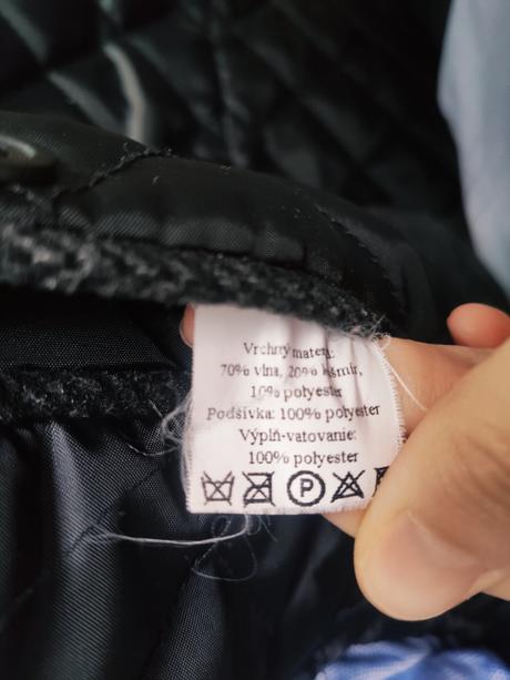 Kabát z vlny a kašmíru, 50