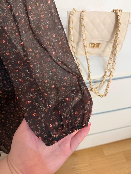 Romantické kvetinové šaty jemný vintage vzor, s