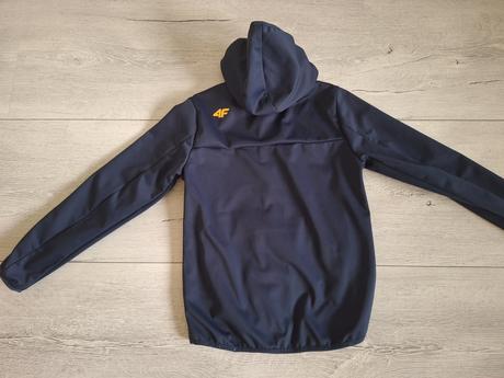 Kvalitná softsheel bunda top stav 4f, 152