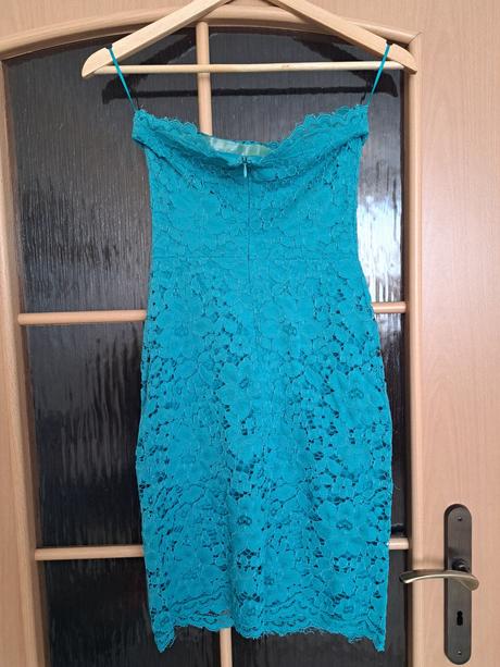 Čipkované mini šaty, bez ramienok, 36