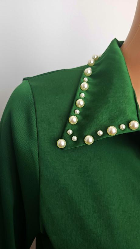 Blúzka s perličkami, 