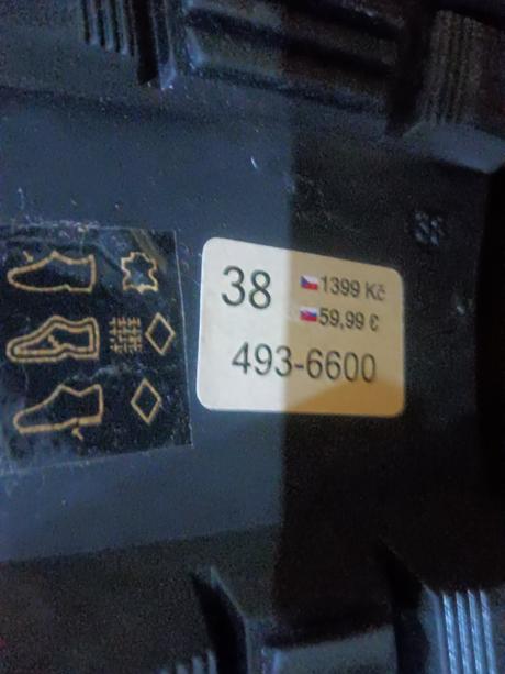 Nové kožené teplé čižmy baťa za polovicu, baťa,36 / 38