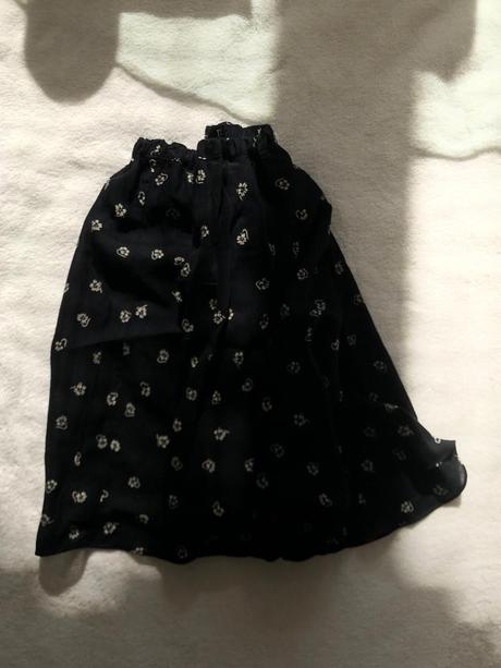 Predam dievcenske oblecenie, 104–116